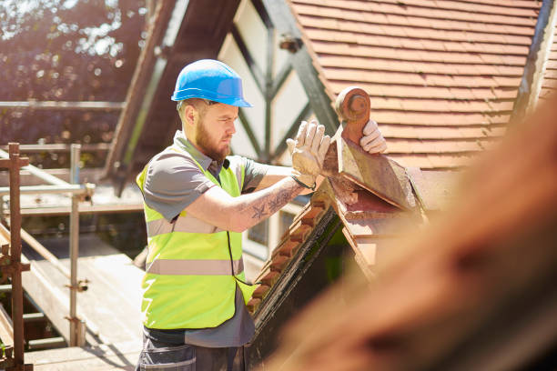 Best Emergency Roof Repair  in Schaumburg, IL